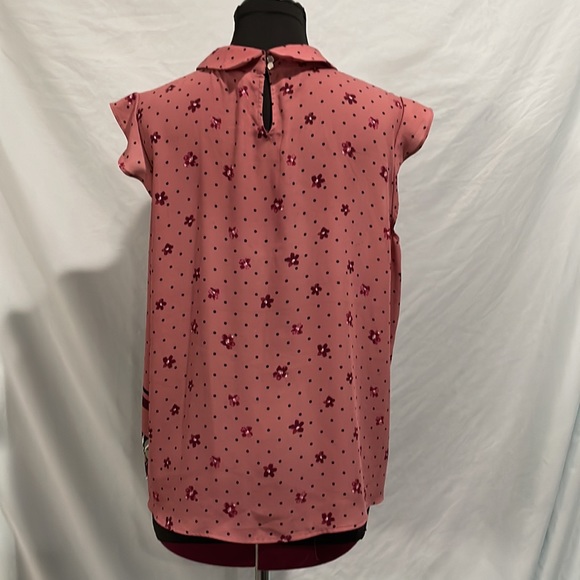 Elle Floral Polka Dot Collar Sleeveless Blouse - Picture 2 of 11